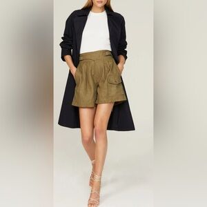 Irotrya Shorts
Lauren Ralph Lauren Sz 14